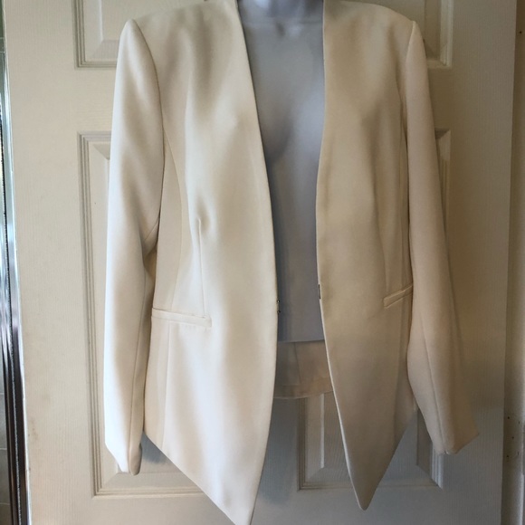 Off white blazer with peep back. Sexy. Like new - Picture 1 of 7